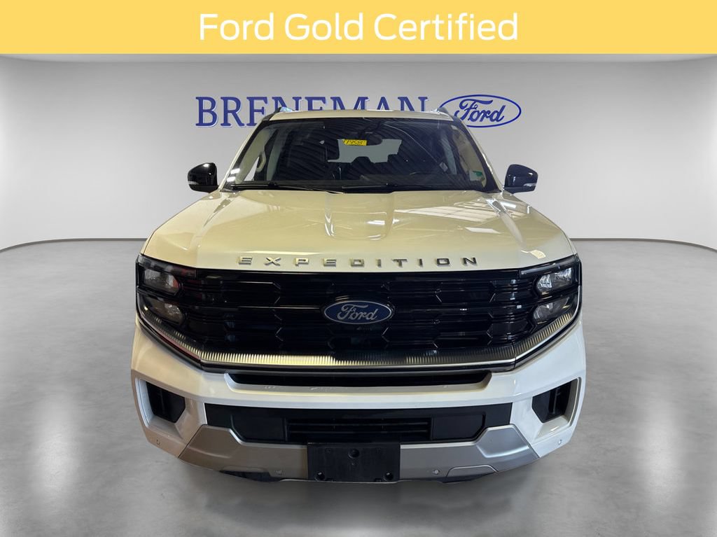Certified 2025 Ford Expedition Platinum w/ Driver's Package AWD/4WD image 2