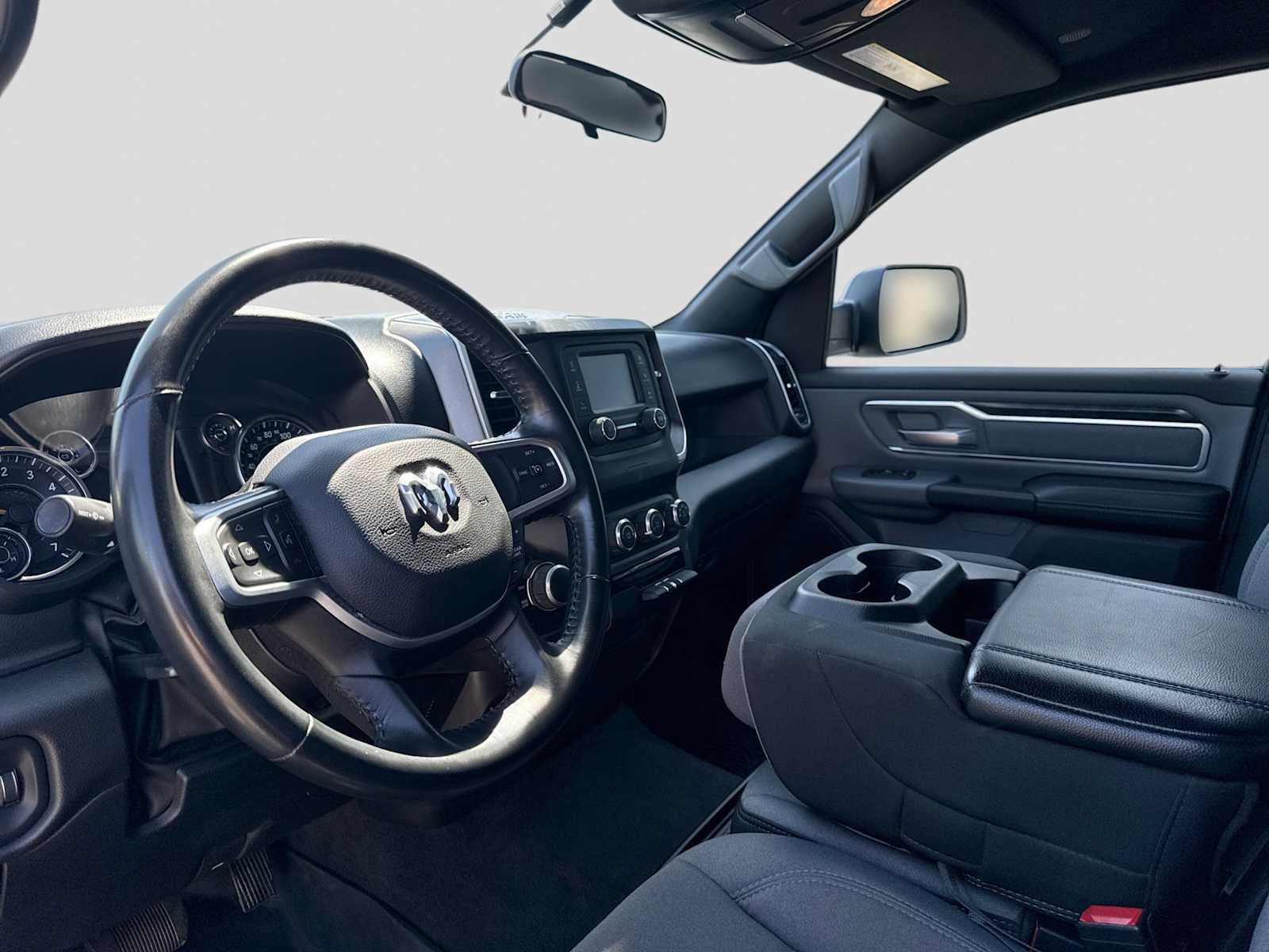 Used 2022 RAM 1500 Big Horn AWD/4WD image 2