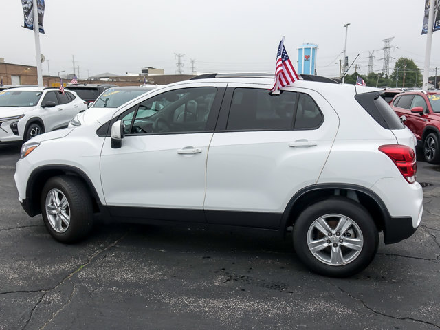 Used 2022 Chevrolet Trax LT w/ LT Convenience Package AWD/4WD image 5