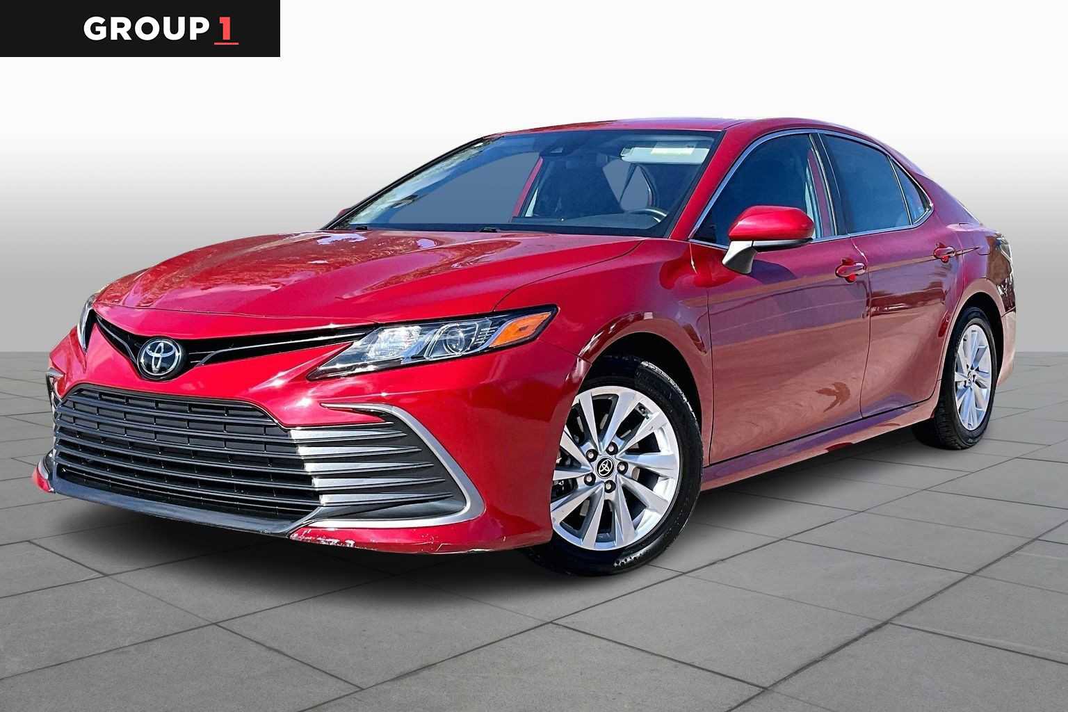 Used 2023 Toyota Camry LE image 1