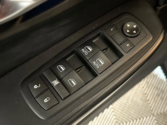 Used 2017 Jeep Cherokee Latitude image 17