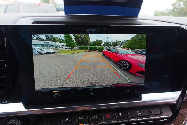 Used 2024 Chevrolet Silverado 1500 LT Trail Boss w/ Convenience Package II image 28