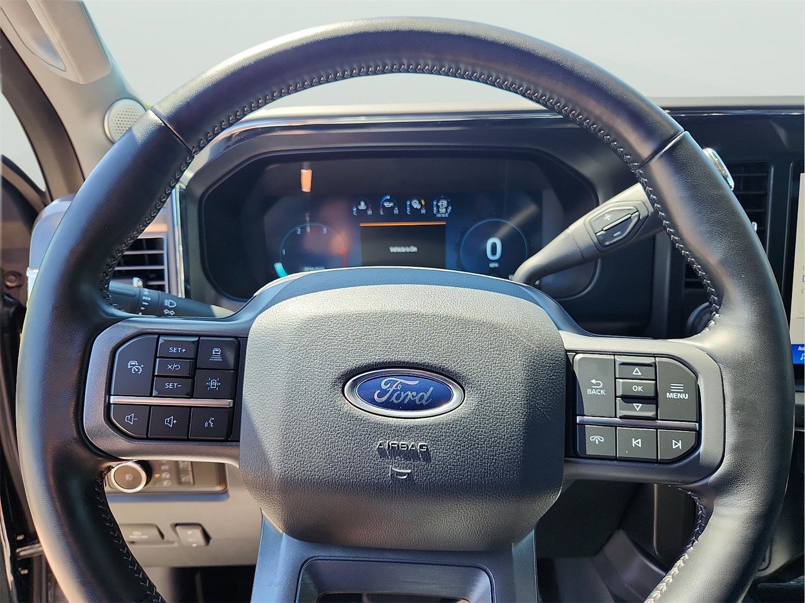 Certified 2023 Ford F350 Lariat w/ Lariat Ultimate Package AWD/4WD image 17