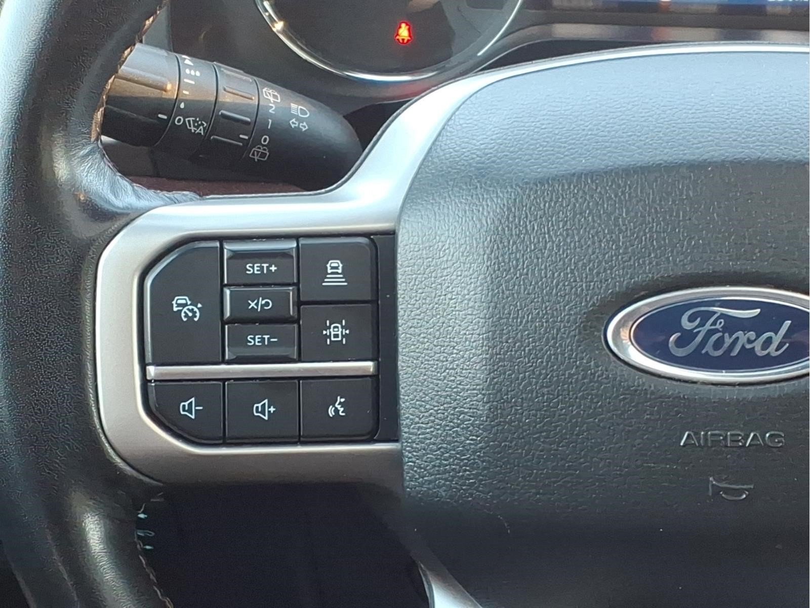 Certified 2024 Ford Expedition Limited AWD/4WD image 9