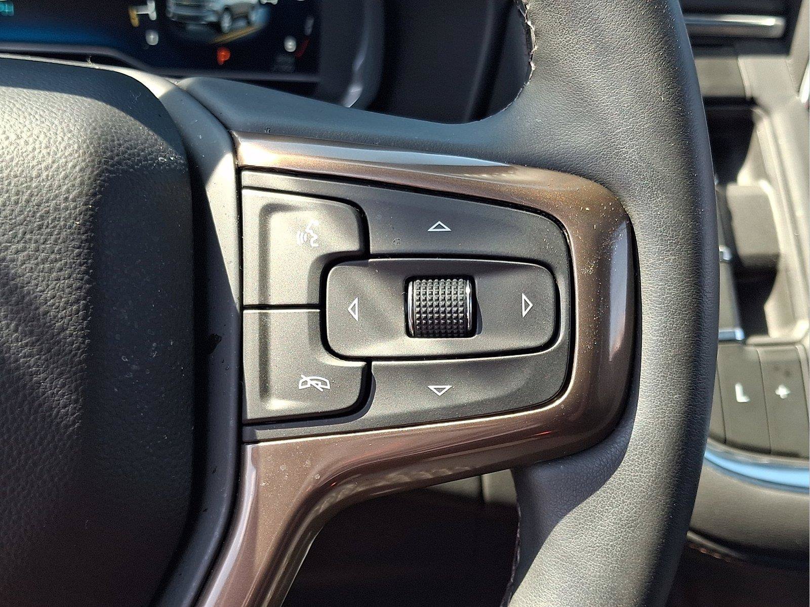 Used 2023 Chevrolet Tahoe High Country w/ Premium Package AWD/4WD image 21