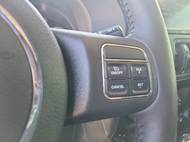 Used 2017 Jeep Wrangler Unlimited Sahara w/ Max Tow Package AWD/4WD image 22