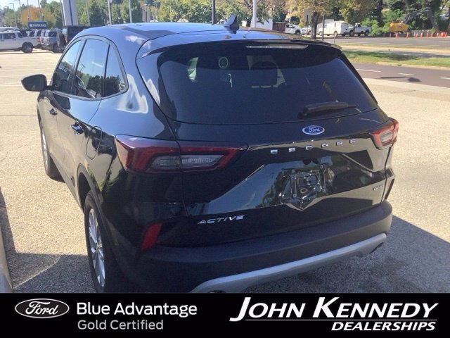 Certified 2025 Ford Escape Active AWD/4WD image 5