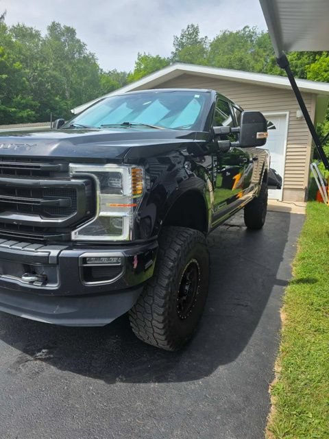 Certified 2020 Ford F350 Platinum w/ FX4 Off-Road Package AWD/4WD image 1
