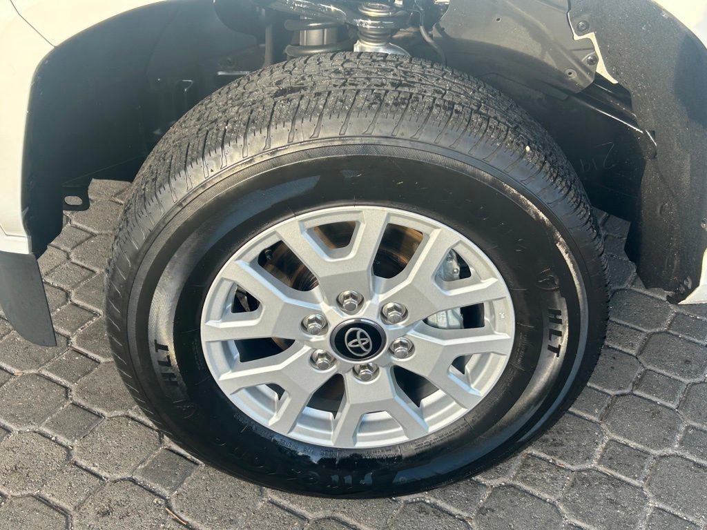 Used 2024 Toyota Tacoma SR5 image 16