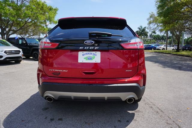 Certified 2023 Ford Edge Titanium image 2