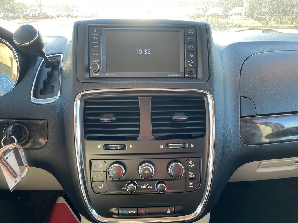 Used 2019 Dodge Grand Caravan SE image 10