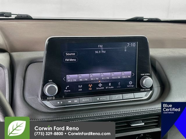 Used 2023 Nissan Rogue S AWD/4WD image 18