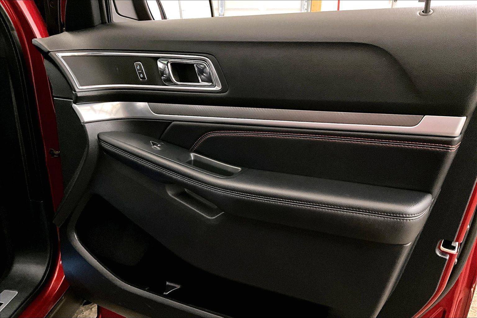 Certified 2018 Ford Explorer Sport w/ Equipment Group 401A image 23