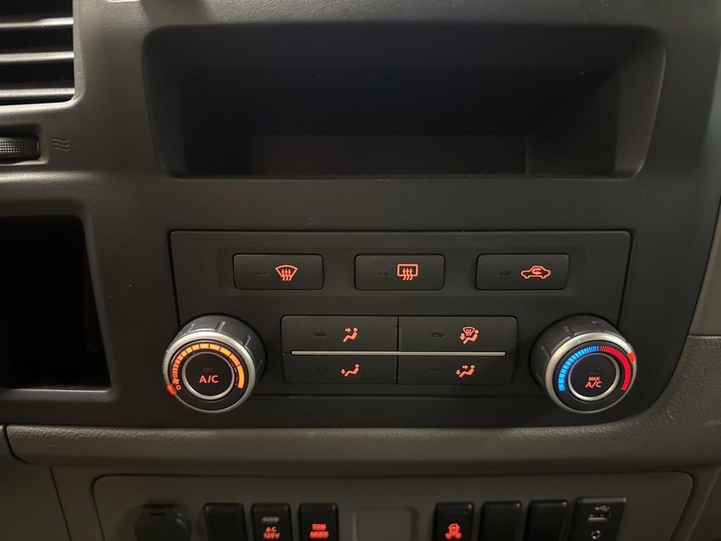 Used 2021 Nissan NV 2500 SV w/ Navigation Package image 27