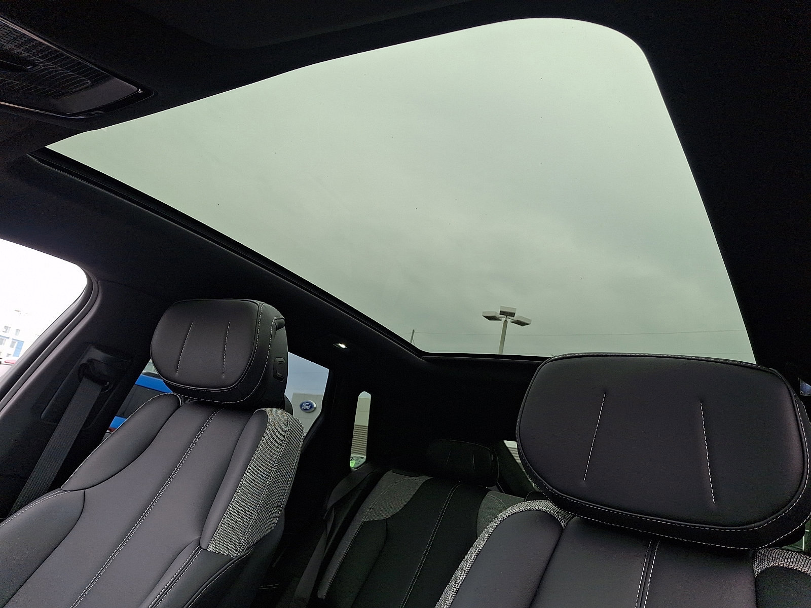 Used 2024 Cadillac Lyriq Tech w/ Driver Assist Package image 21