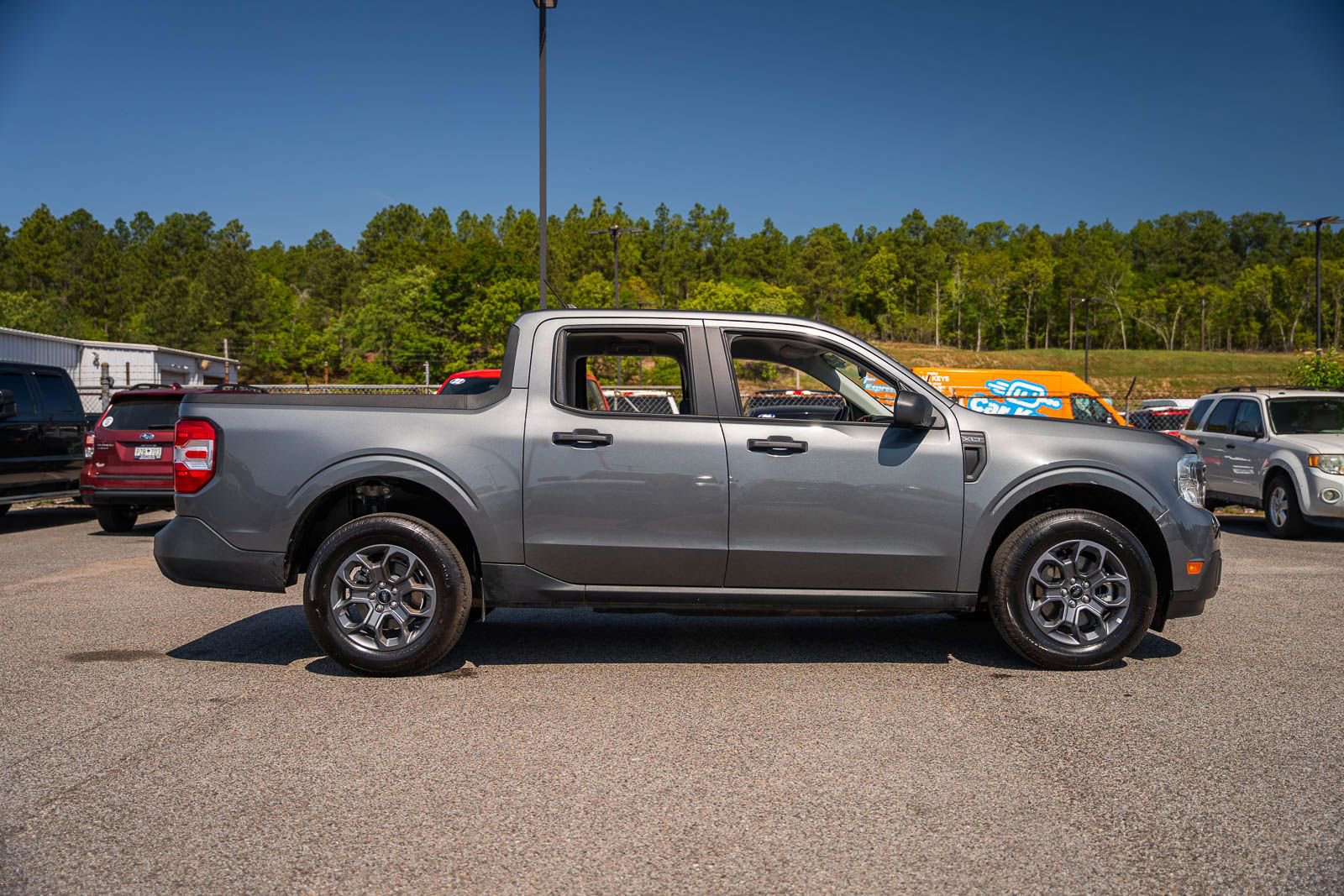 Certified 2024 Ford Maverick XLT FWD image 8