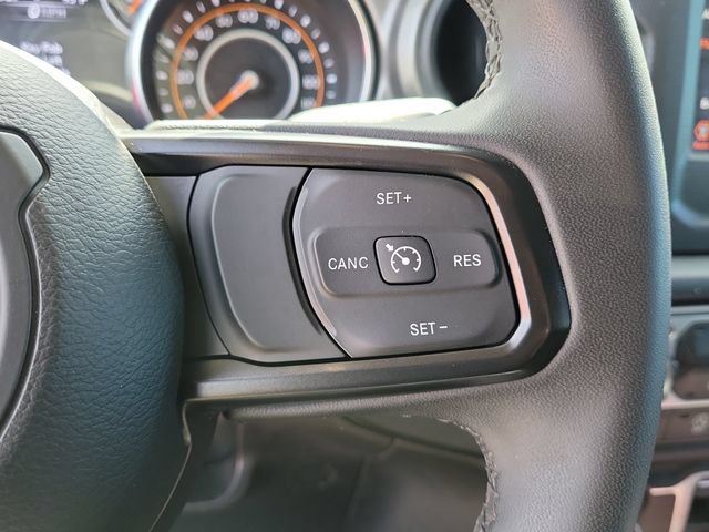 Used 2023 Jeep Gladiator Sport AWD/4WD image 27