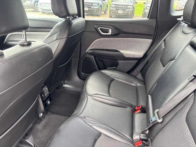 Used 2024 Jeep Compass Latitude AWD/4WD image 15