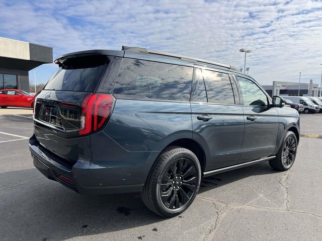 Certified 2025 Ford Expedition Platinum w/ Stealth Appearance Package image 3
