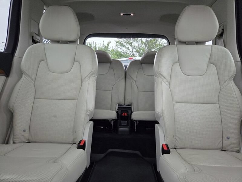 Used 2020 Volvo XC90 T6 Inscription AWD/4WD image 12