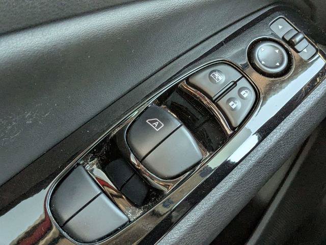 Used 2024 Nissan Altima 2.0 SR FWD image 27