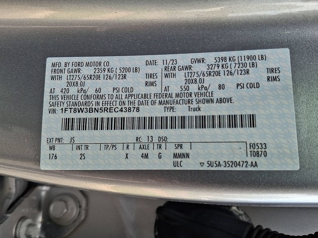 Certified 2024 Ford F350 XLT w/ XLT Premium Package AWD/4WD image 30