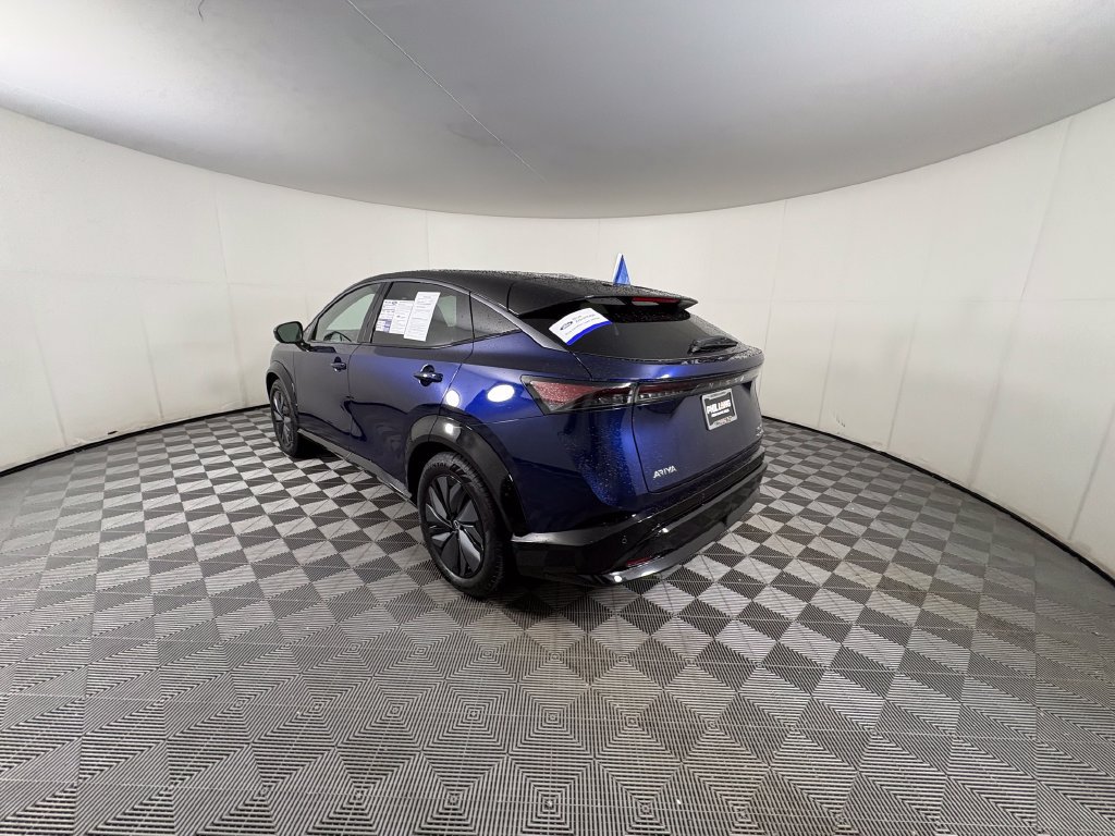 Used 2025 Nissan Ariya AWD image 3