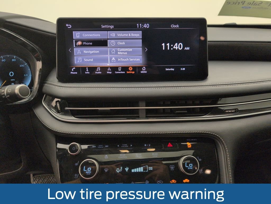 Used 2023 INFINITI QX60 Sensory w/ Vision Package image 31