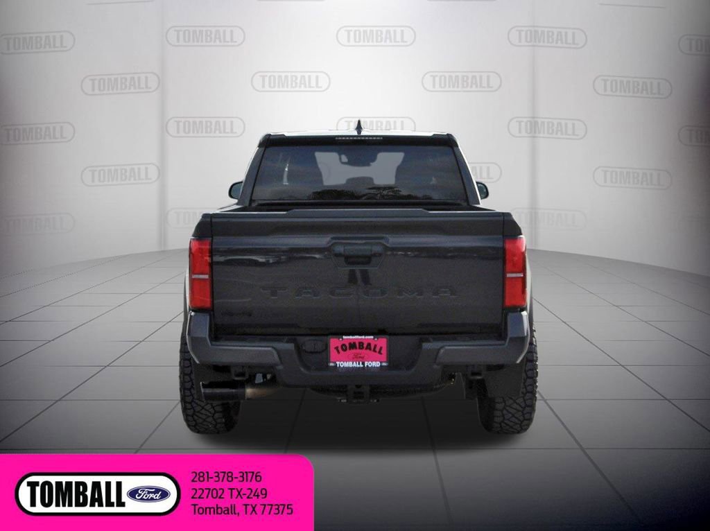 Used 2024 Toyota Tacoma TRD Off-Road image 5