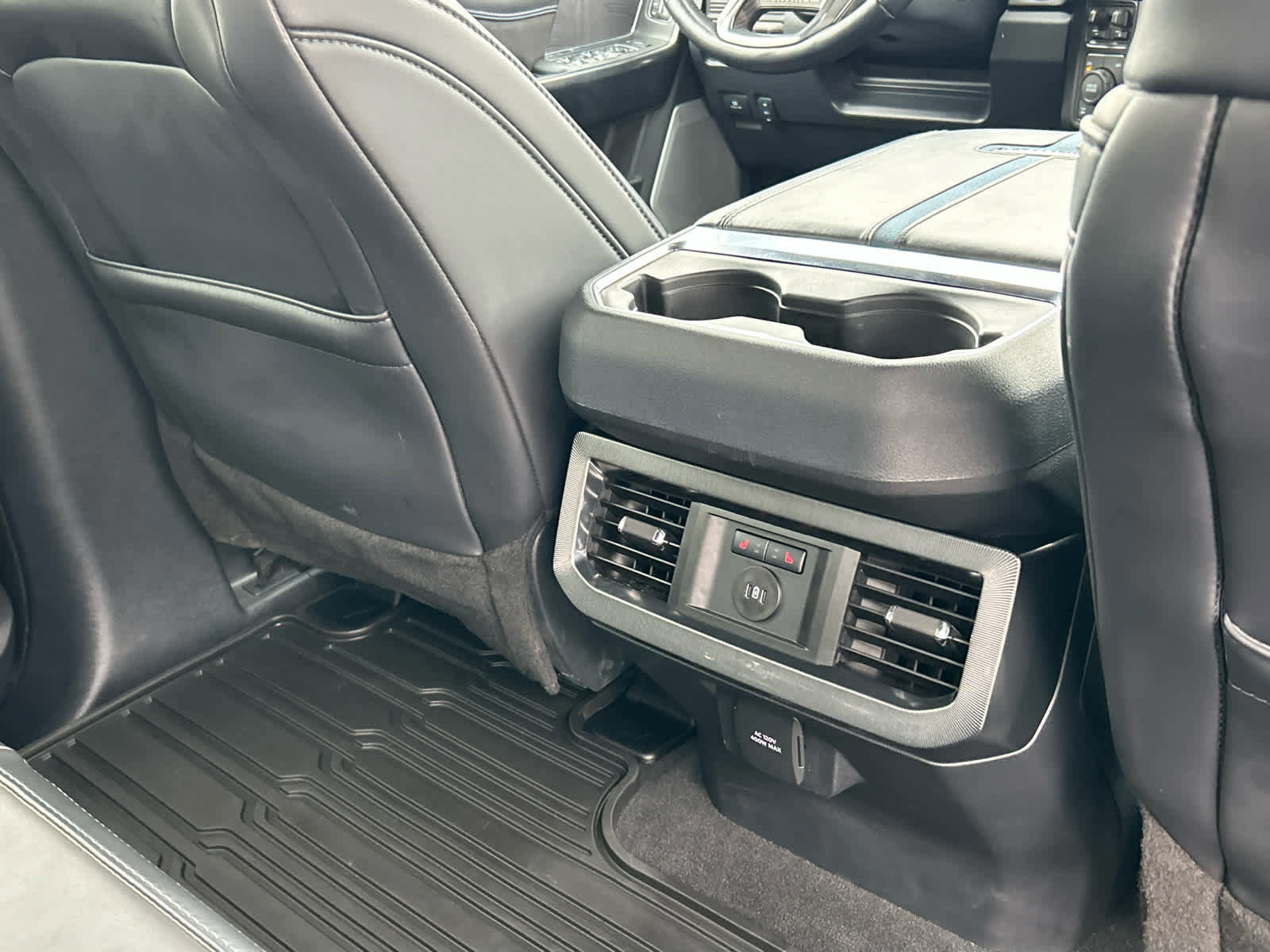 Certified 2025 Ford F350 Platinum w/ FX4 Off-Road Package image 26