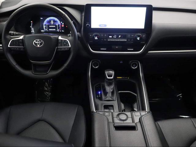 Used 2024 Toyota Grand Highlander XLE image 29