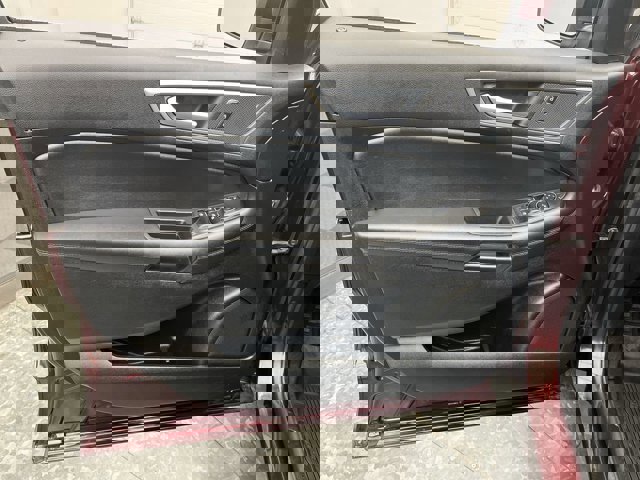 Certified 2024 Ford Edge SEL w/ Convenience Package image 13