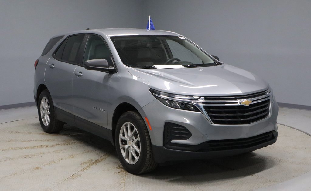 Used 2023 Chevrolet Equinox LS image 7