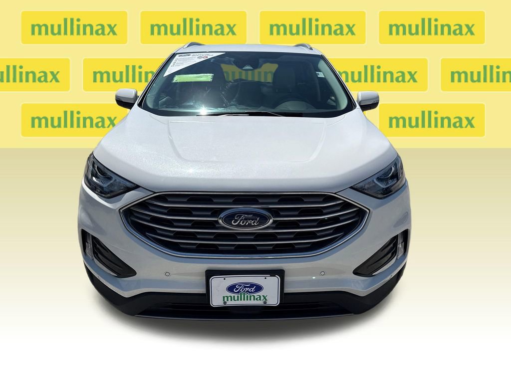 Certified 2020 Ford Edge Titanium FWD image 11