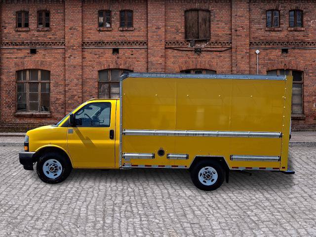 Used 2021 GMC Savana 3500 w/ Power Convenience Package RWD image 7