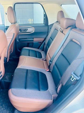 Certified 2025 Ford Bronco Sport Outer Banks w/ Outer Banks Tech Package+ AWD/4WD image 12