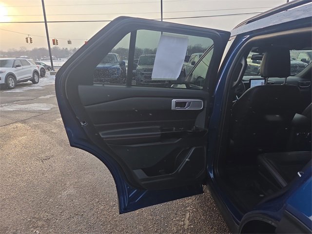 Certified 2023 Ford Explorer ST-Line image 16