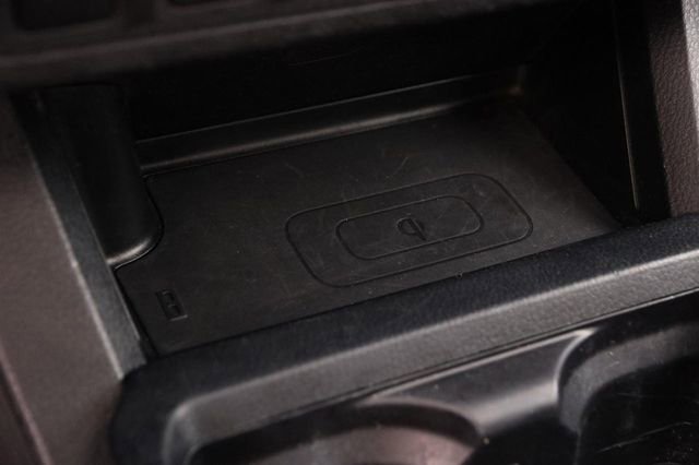 Used 2018 Toyota Tacoma TRD Sport AWD/4WD image 19