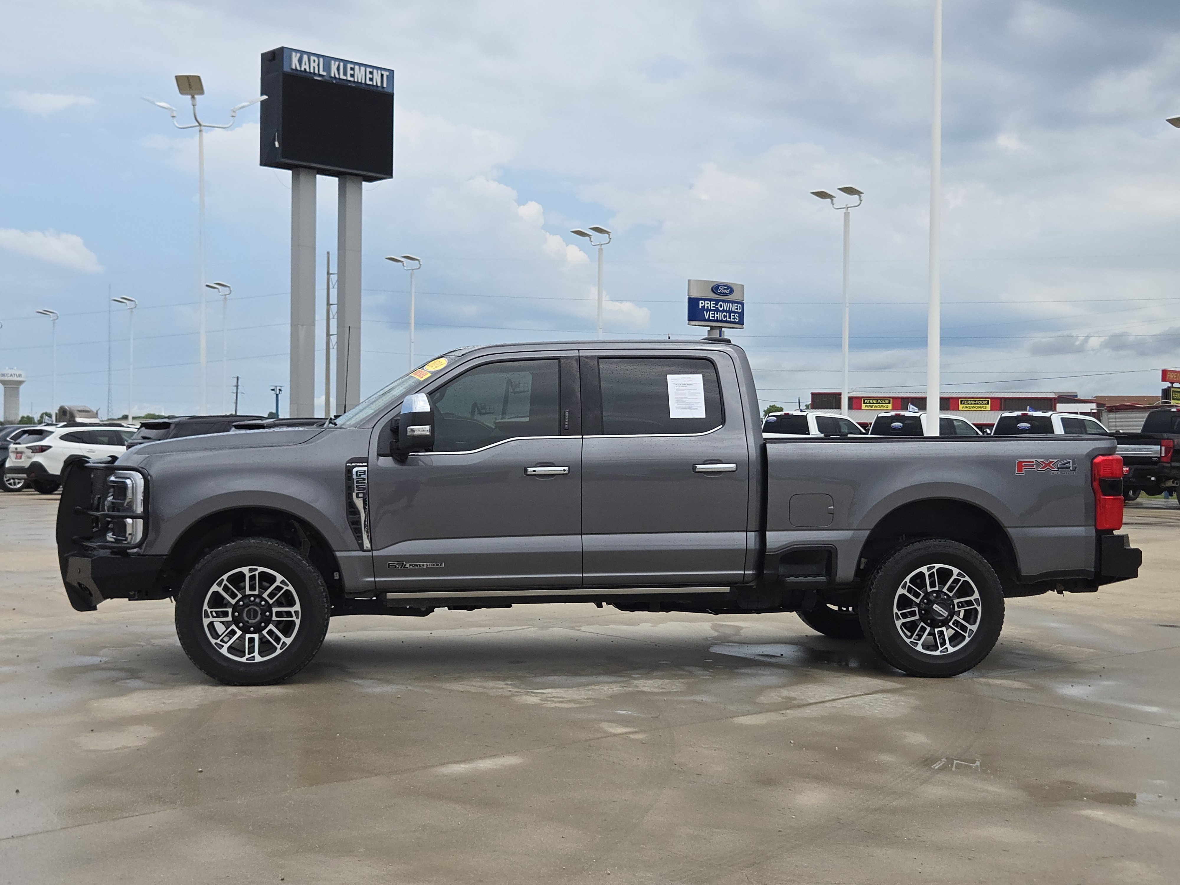 Certified 2024 Ford F250 Platinum w/ FX4 Off-Road Package AWD/4WD image 4