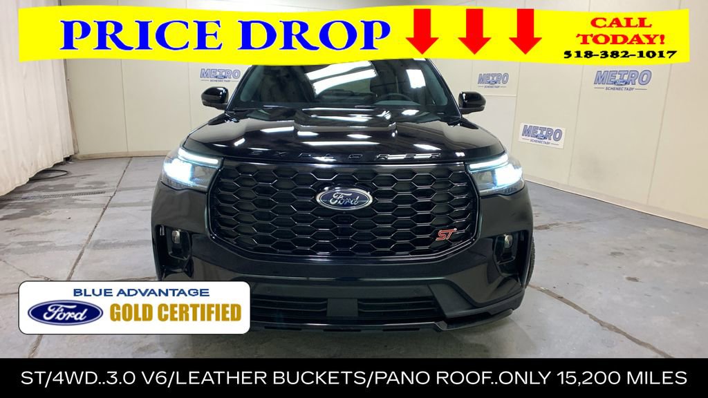 Certified 2025 Ford Explorer ST AWD/4WD image 8