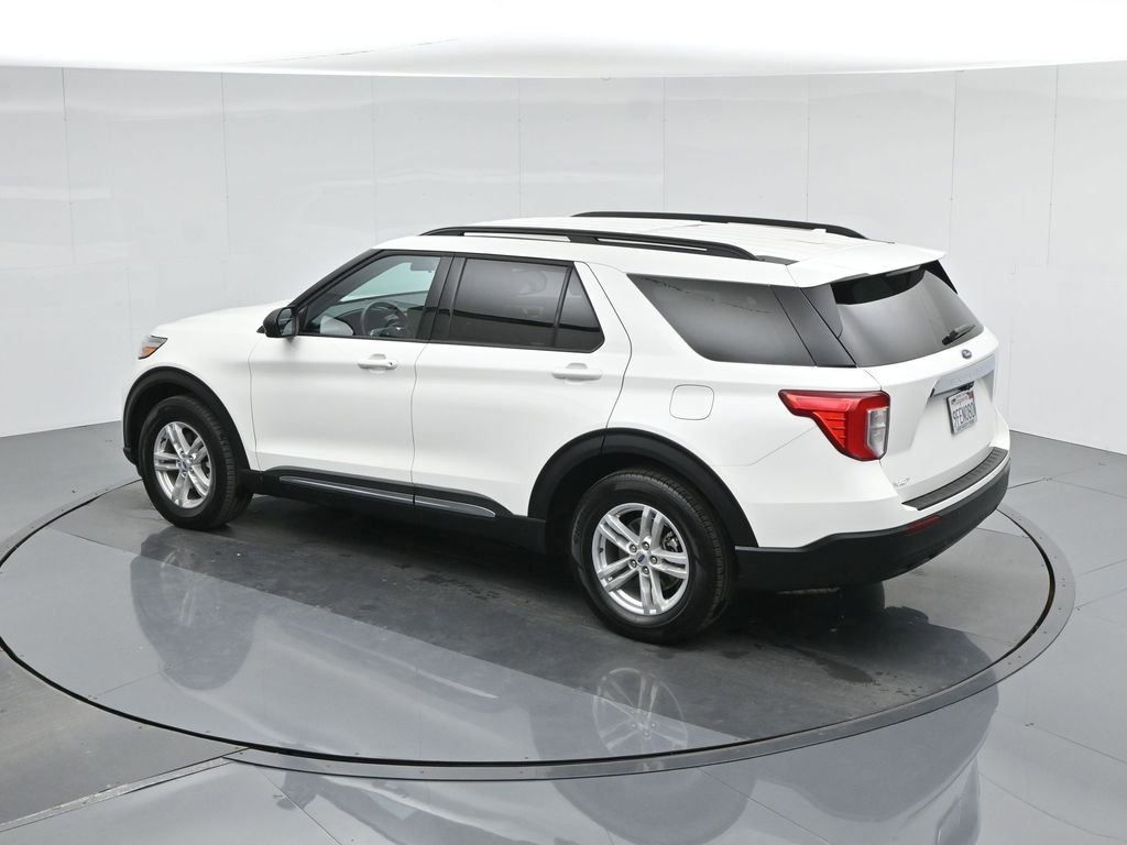 Certified 2022 Ford Explorer XLT image 45