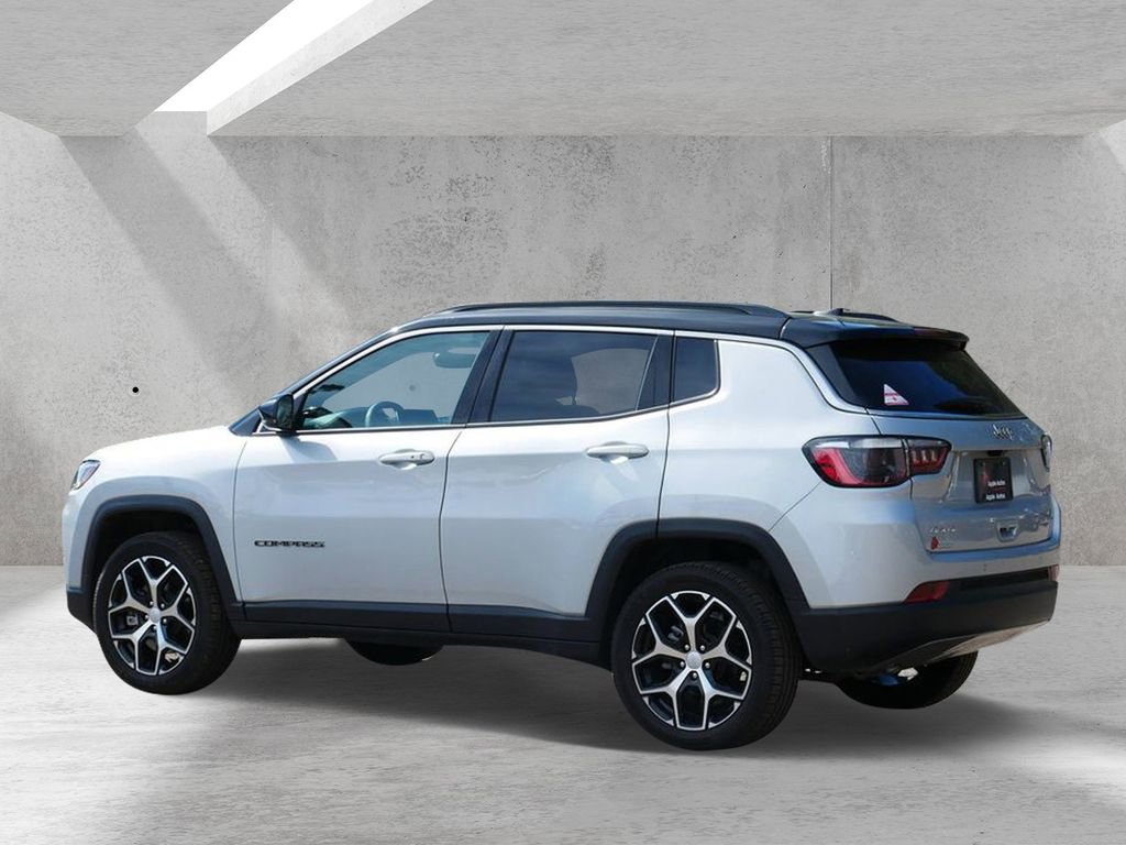 Used 2024 Jeep Compass Limited AWD/4WD image 4
