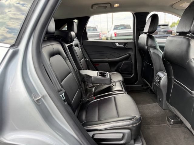 Certified 2024 Ford Escape Platinum AWD/4WD image 18