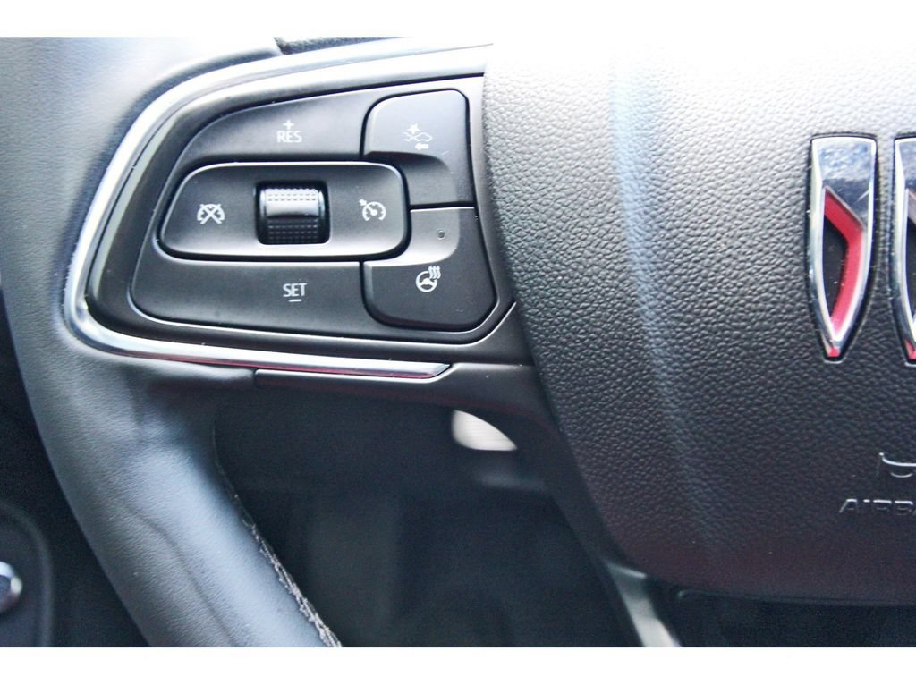 Used 2025 Buick Envista Sport Touring w/ Experience Buick Package FWD image 16