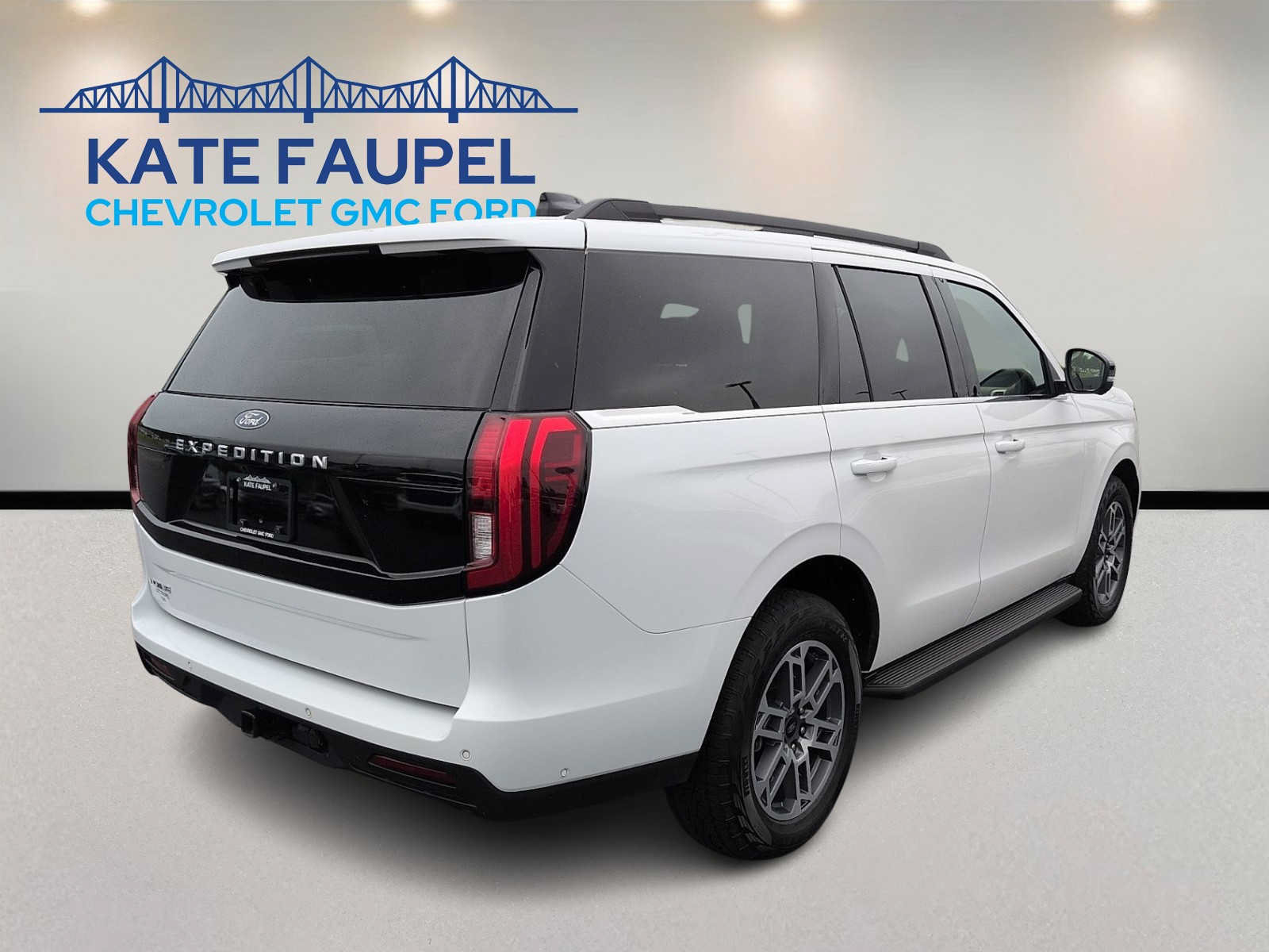 Certified 2025 Ford Expedition Active AWD/4WD image 7