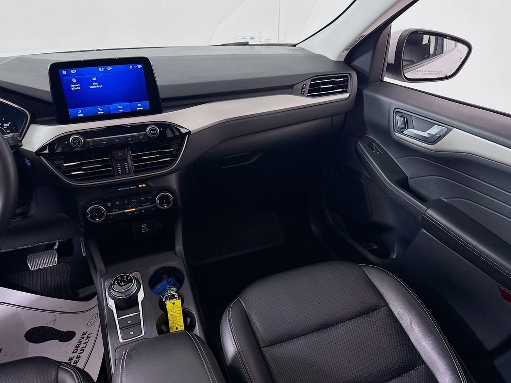 Certified 2022 Ford Escape SEL image 23