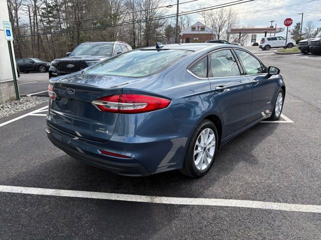 Certified 2019 Ford Fusion SE image 5