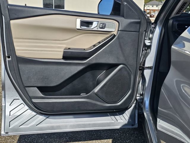 Certified 2020 Ford Explorer Limited image 13