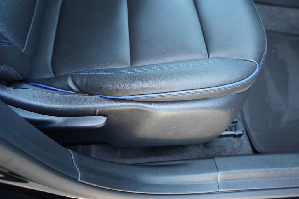 Used 2025 Buick Envista Sport Touring FWD image 21