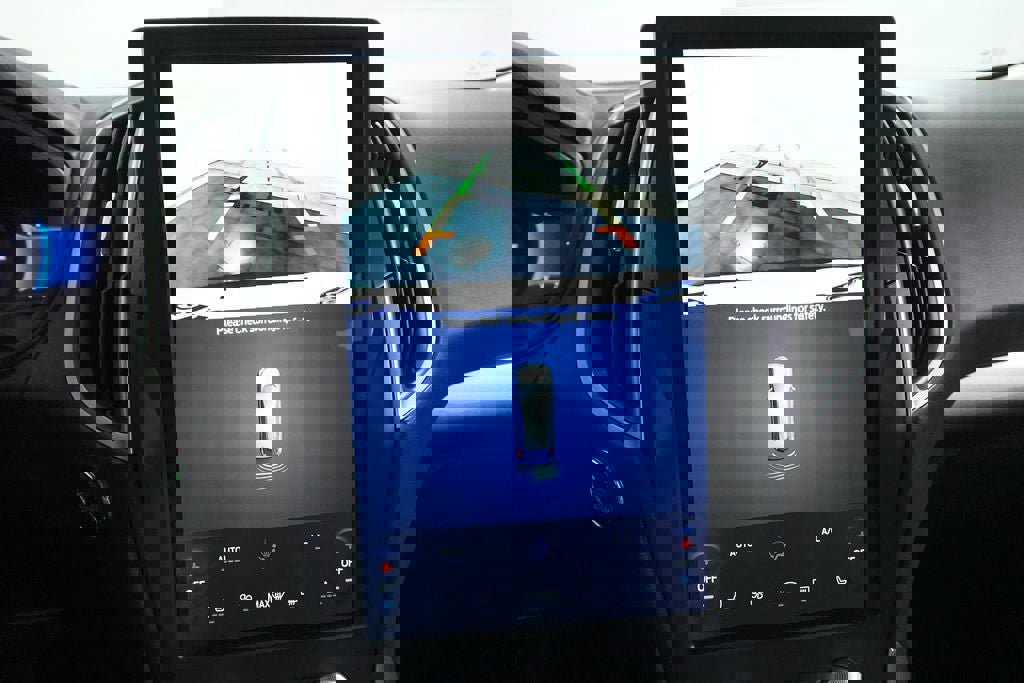 Certified 2023 Ford Edge SEL image 18